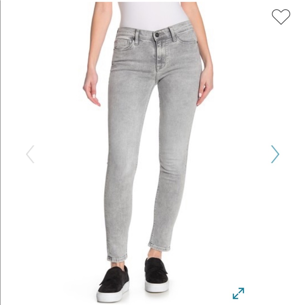 NWOT! Hudson “Natalie” Super Skinny Ankle Jeans